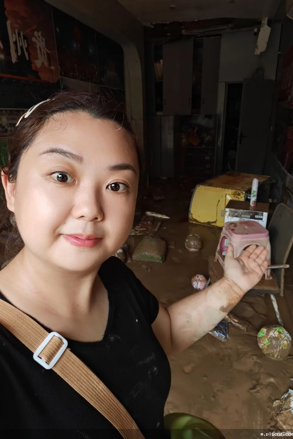 受灾时候的喻娅婷